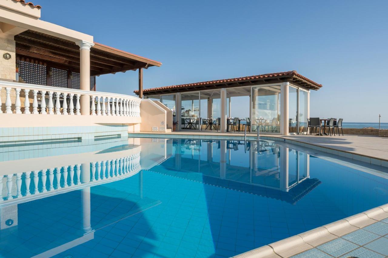 يورانيون Hotel Caretta Beach المظهر الخارجي الصورة