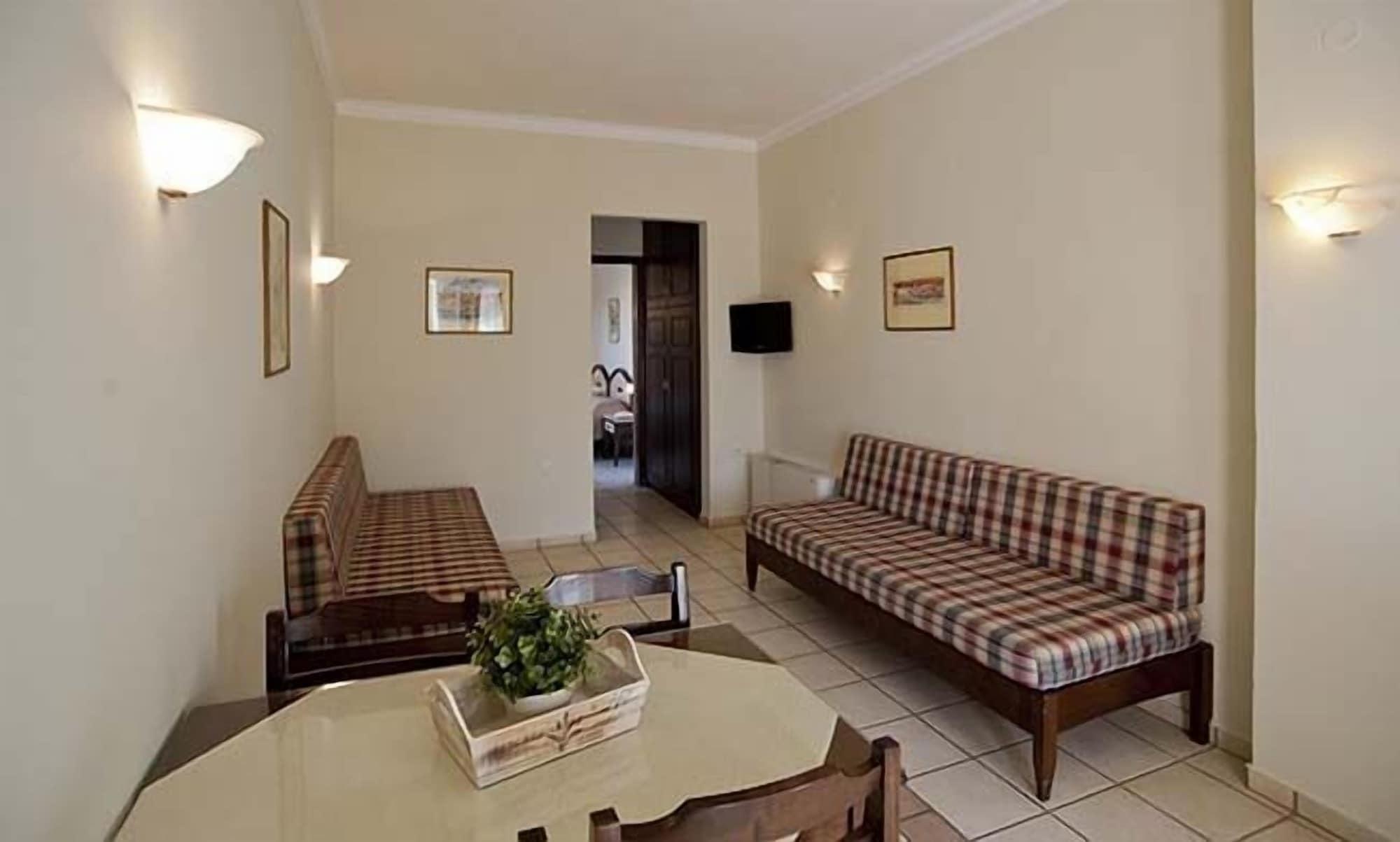 يورانيون Hotel Caretta Beach المظهر الخارجي الصورة