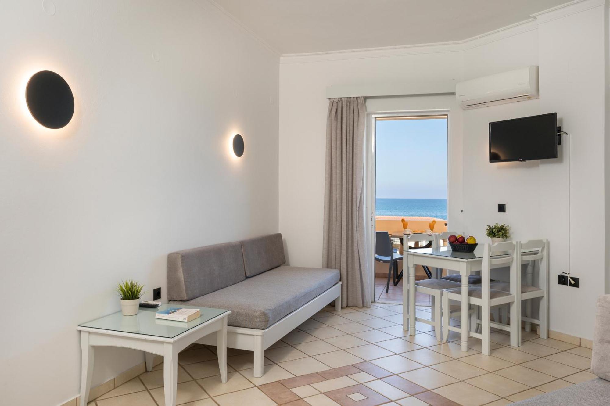 يورانيون Hotel Caretta Beach المظهر الخارجي الصورة