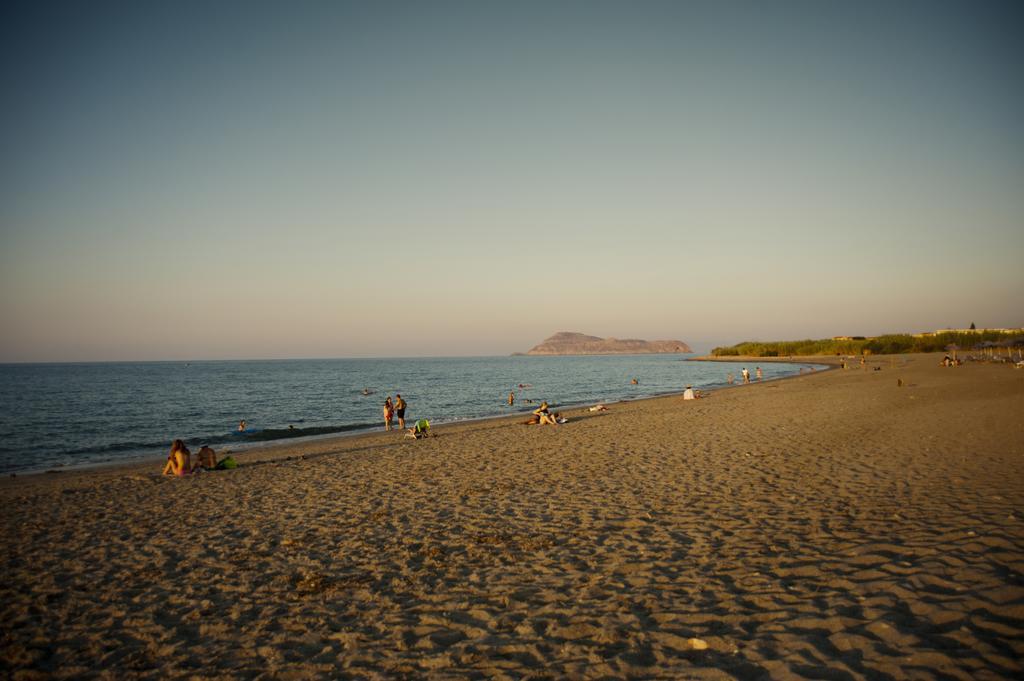 يورانيون Hotel Caretta Beach المظهر الخارجي الصورة